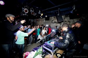 394690_271128319686584_526916778_n