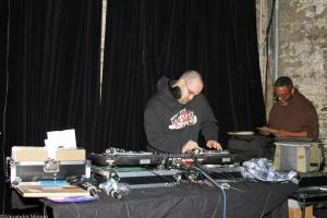 400836_445886462130750_209490359_n