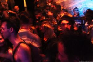 576981_388196421233088_995149770_n