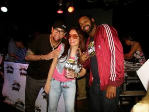 1231162_10201263075751779_619177367_n