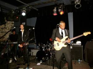 9957_10201218052666230_1899178028_n