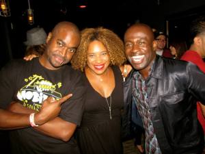 563118_10201391359078782_938984676_n-1