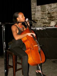 1474639_10201799942813120_889365134_n-1