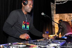 1502506_10202043199574387_1684793554_n