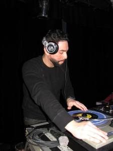 1503412_10202085146903044_1884388875_n