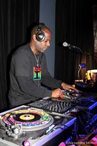 1526754_672670156119045_370905324_n